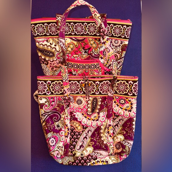 Vera Bradley: Very Berry Paisley - Bundle of 4 Items - Picture 6 of 6